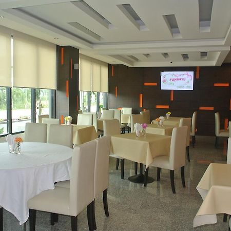 S Tara Grand Hotel Surat Thani Eksteriør billede