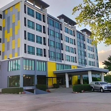 S Tara Grand Hotel Surat Thani Eksteriør billede