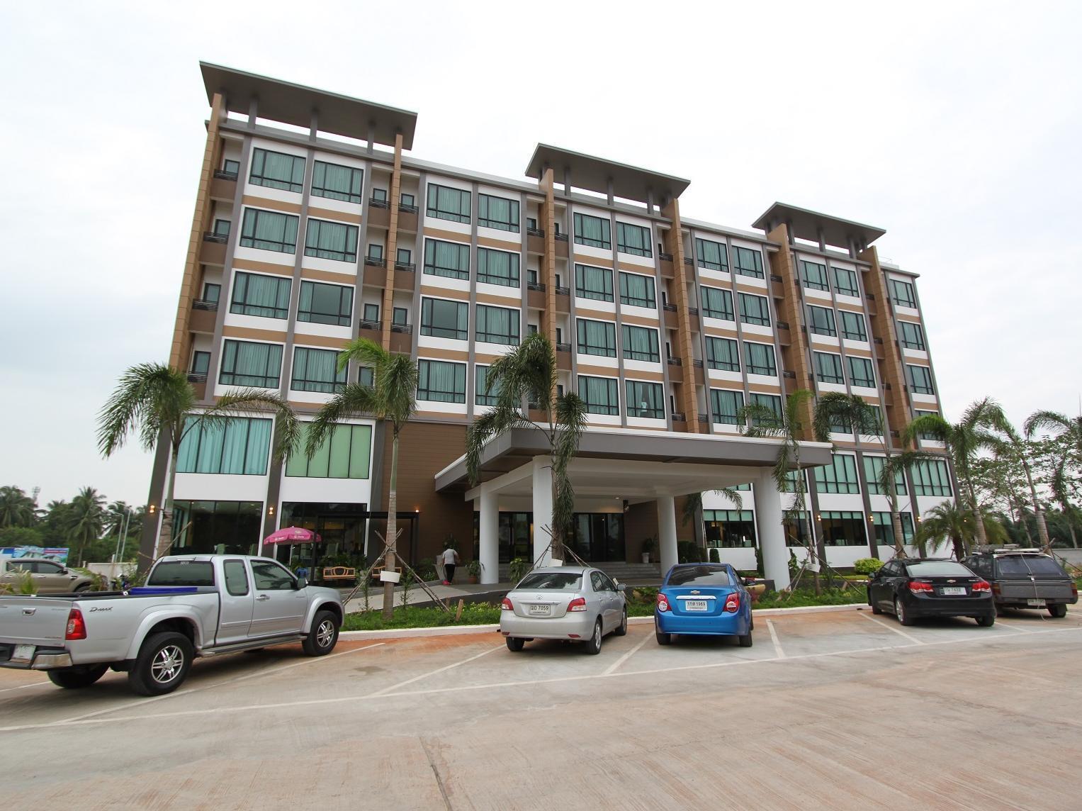 S Tara Grand Hotel Surat Thani Eksteriør billede